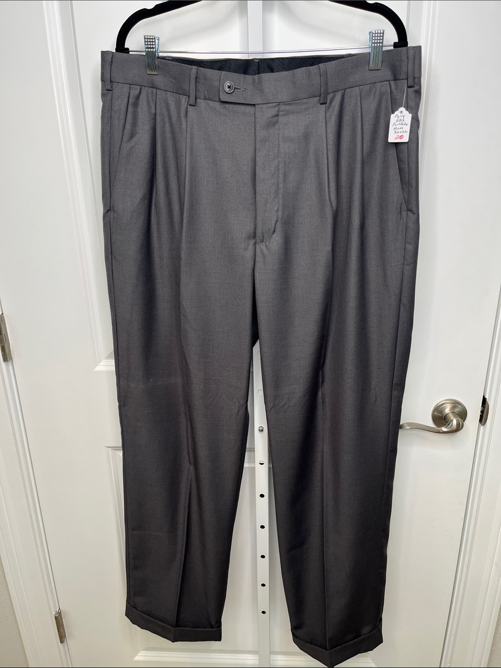 Perry Ellis Men's Gray Pleated Dress Pants 36 x 32